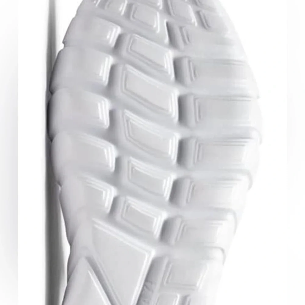Nike Kid's Flex Runner Slip-On Running Sneakers size 2Y